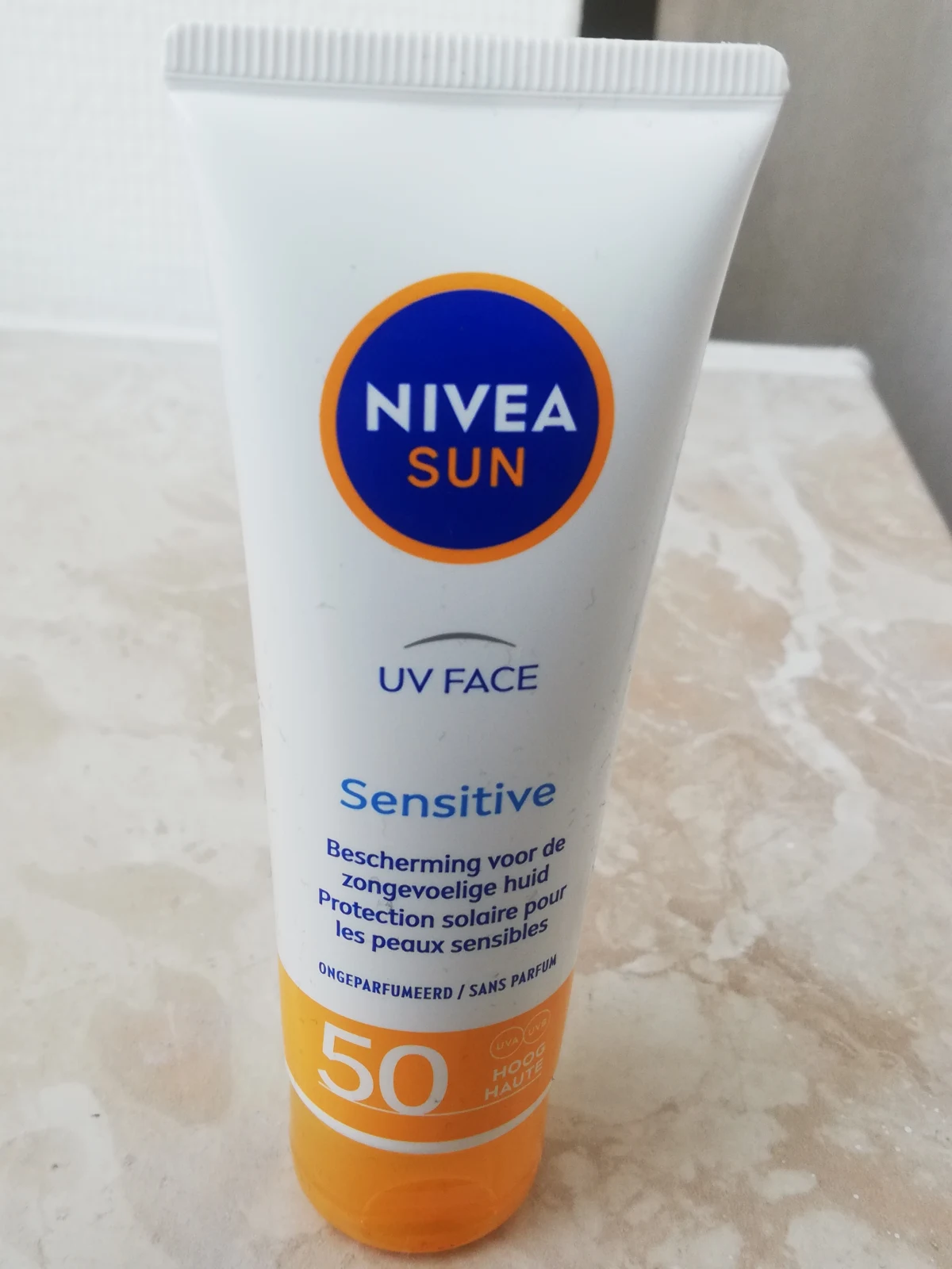 NIVEA SUN Zonnecrème Gezicht Gevoelig SPF 50, 50 ml - review image