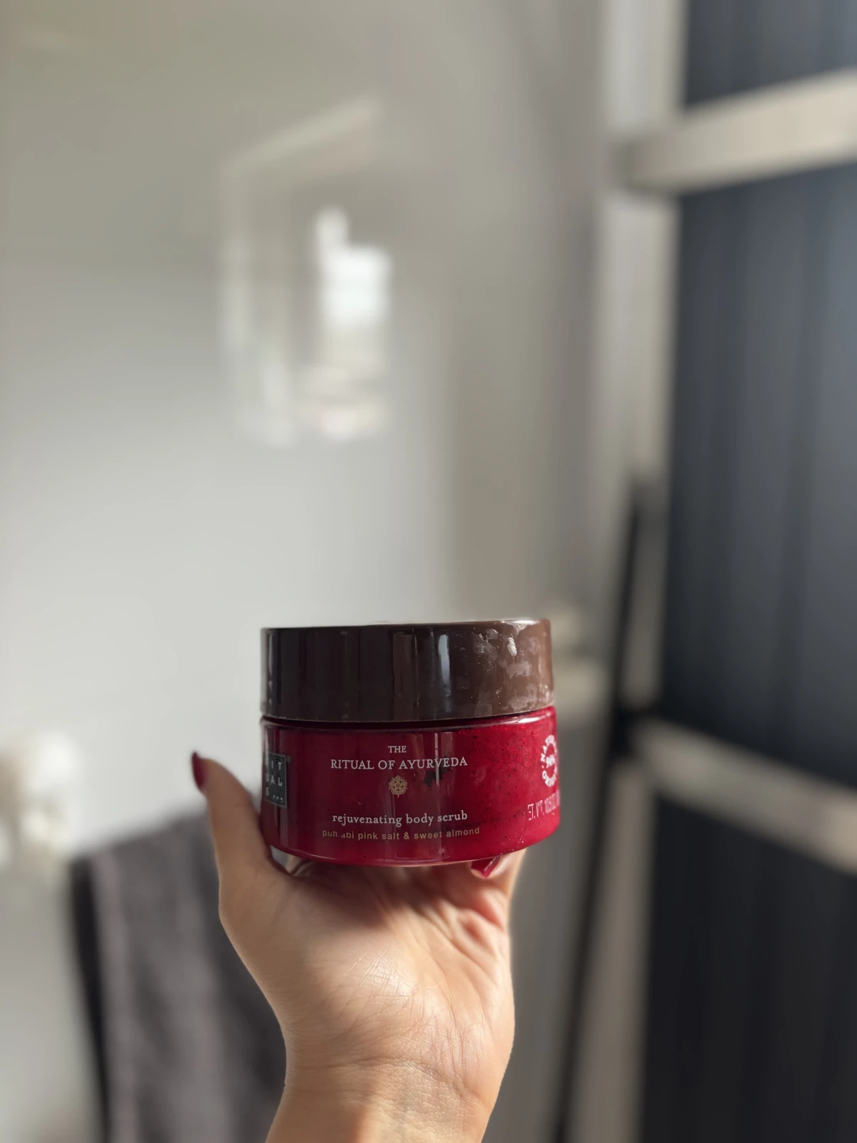 The Ritual of Ayurveda Body Scrub - review image