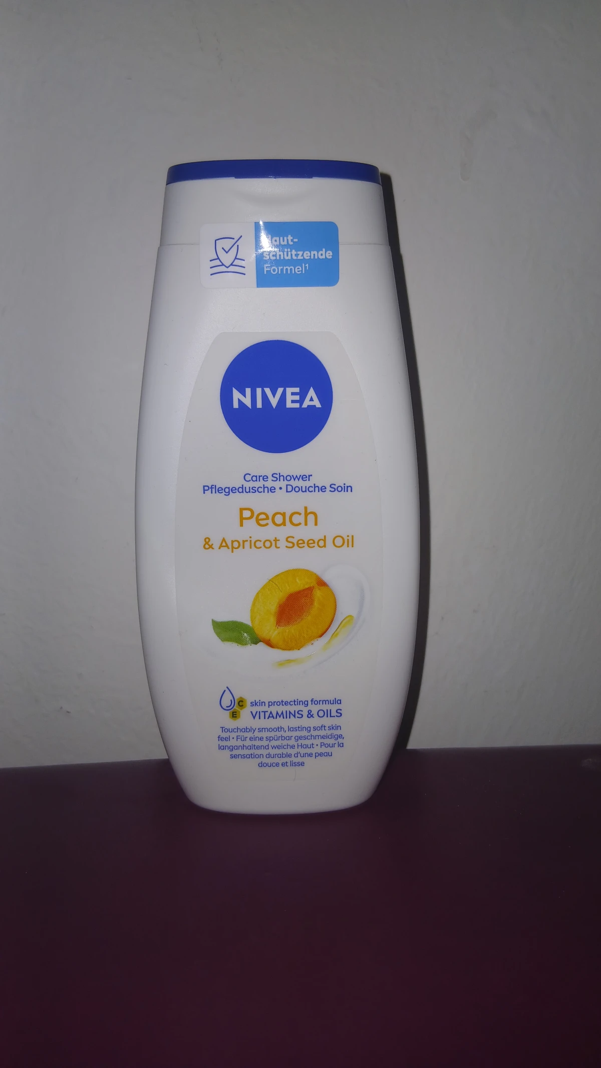 Nivea - Care & Apricot Shower Cream - Sprchový krém - 250ml - review image