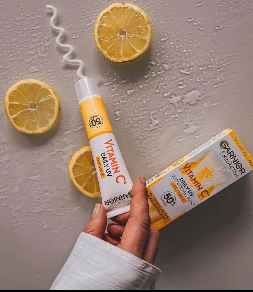 Garnier Vitamin C Daily UV Brightening Fluid Invisible SPF 50+ 40ml - review image
