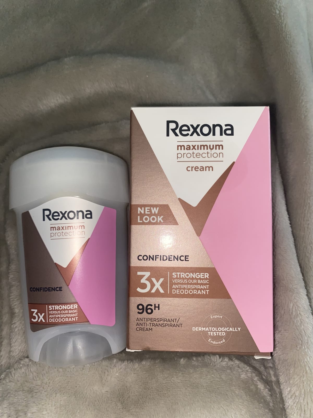 Rexona Women Maximum Protection Confidence Anti-transpirant Stick - 45 ml - review image