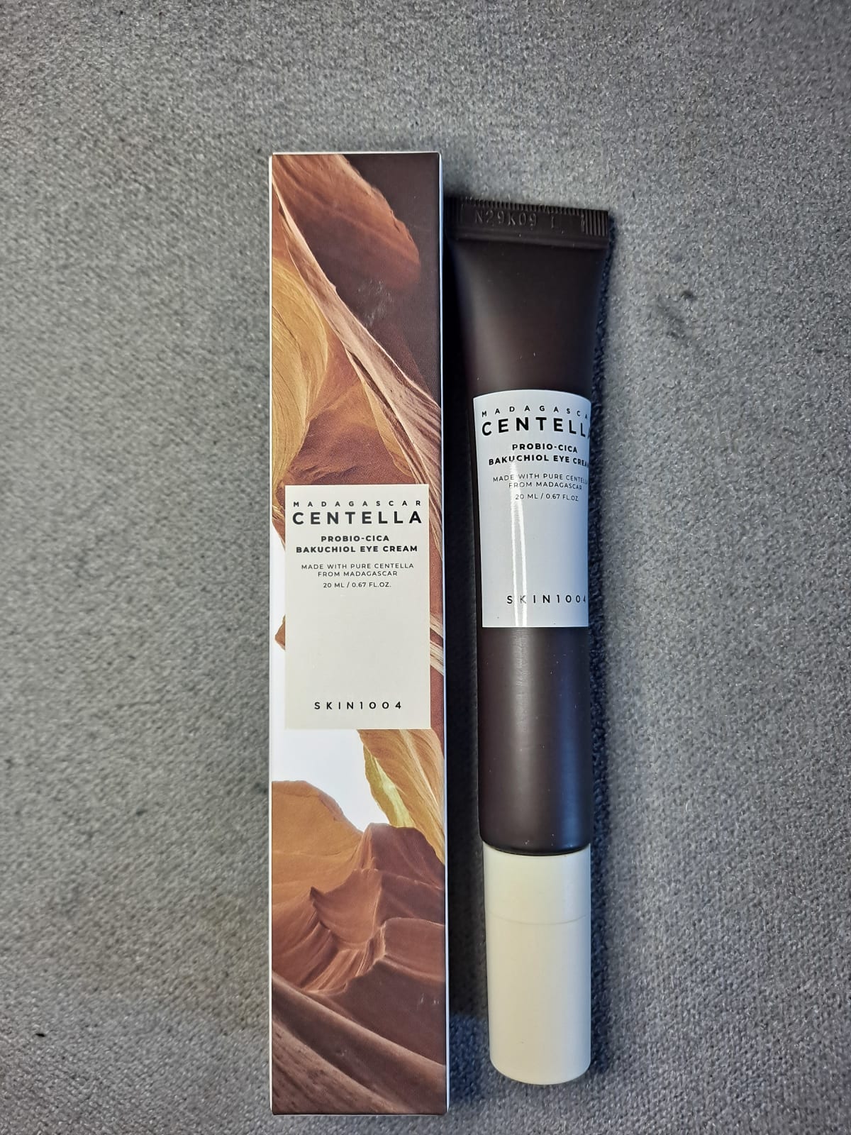 Madagascar Centella Probio-Cica Bakuchiol Eye Cream - review image