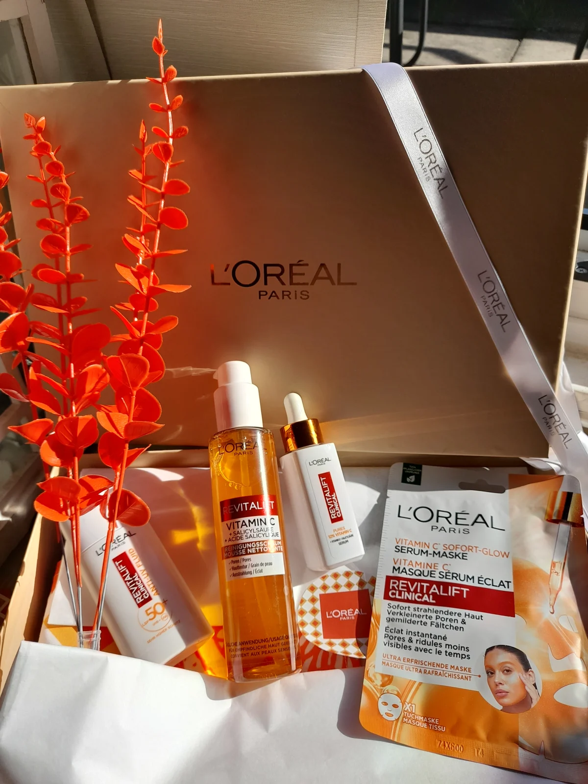 L'Oréal Paris Revitalift Clinical Vitamin C Cleanser 150ml - before review image