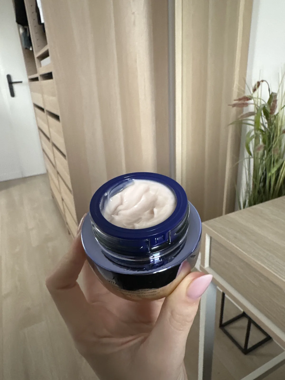 Uplifting and Firming Cream - review image