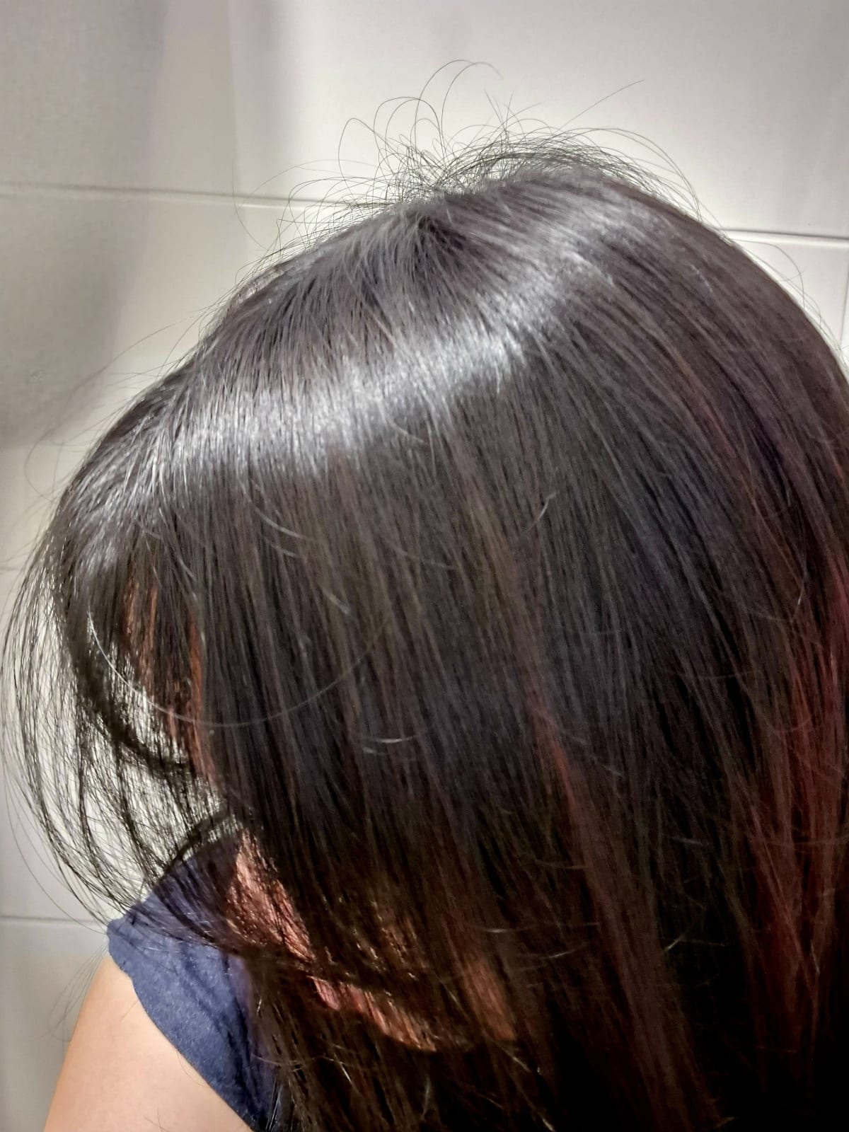 Clairol Nice' n Easy Crème Natural Looking Oil Infused Permanent Hair Dye 177ml (Various Shades) - 4W Dark Mocha Brown - review image