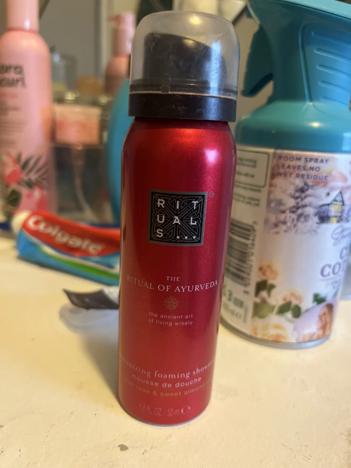 Rituals The Ritual of Ayurveda Sweet Almond & Indian Rose Foaming Body Wash 200ml - review image