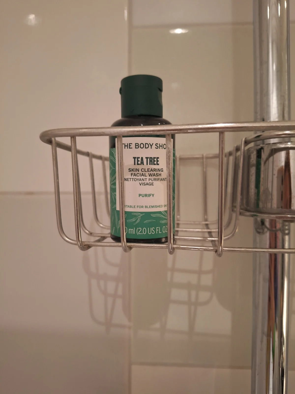 Tea Tree Skin Clearing Facial Wash - review image