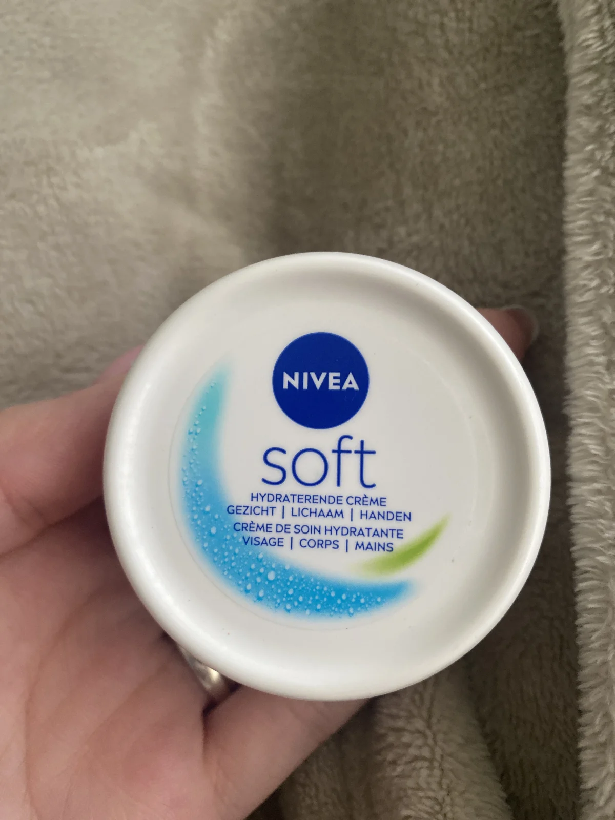 NIVEA Soft Pot 300ml - review image