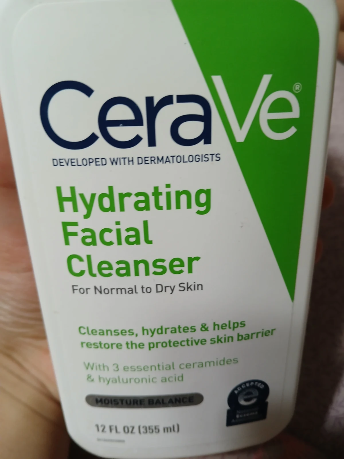 CeraVe Hydrating Cleanser w/Pump - review image