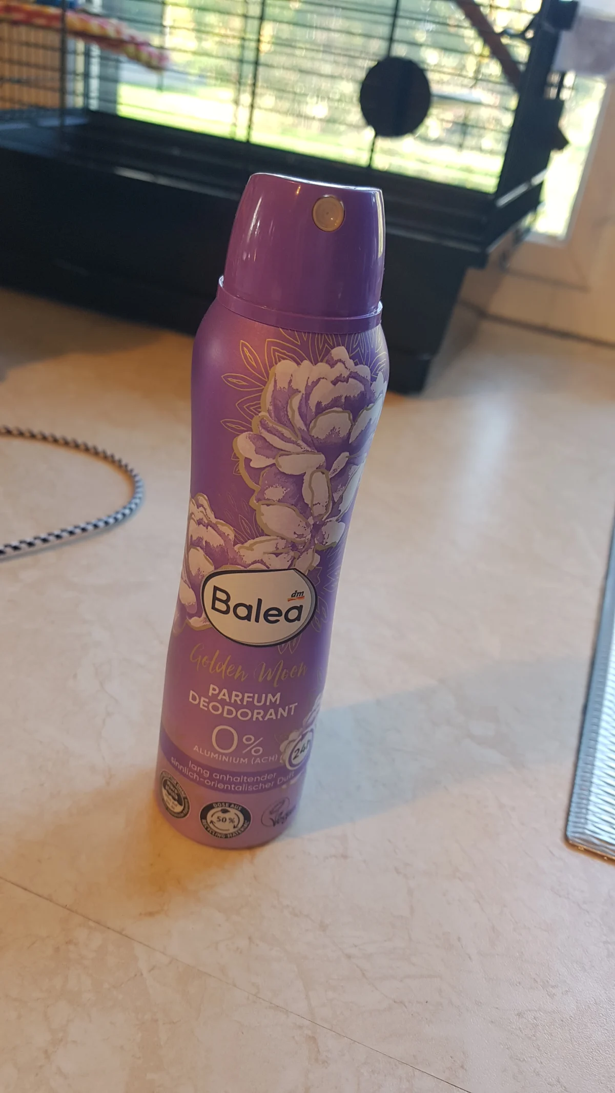 Balea Deospray Parfum Deodorant Golden Moon, 20x150 ml - review image