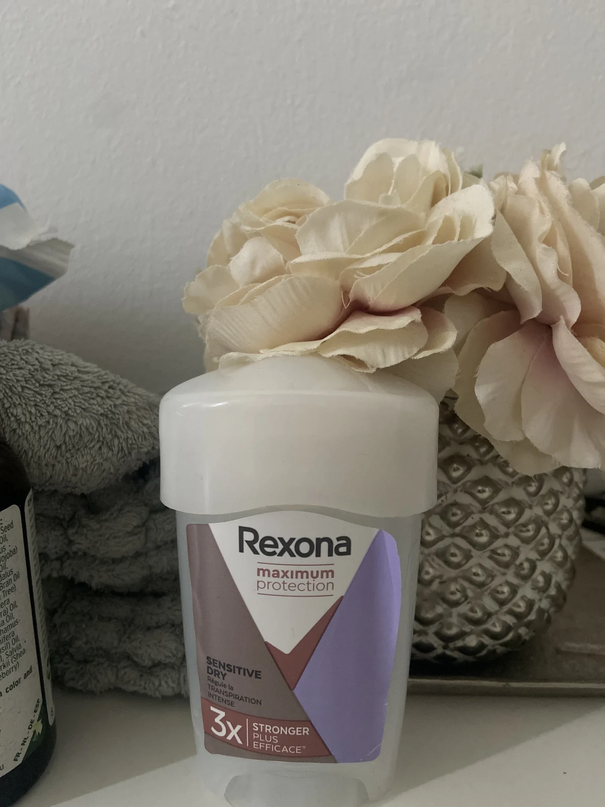 Rexona Women Maximum Protection Confidence Anti-transpirant Stick - 45 ml - review image