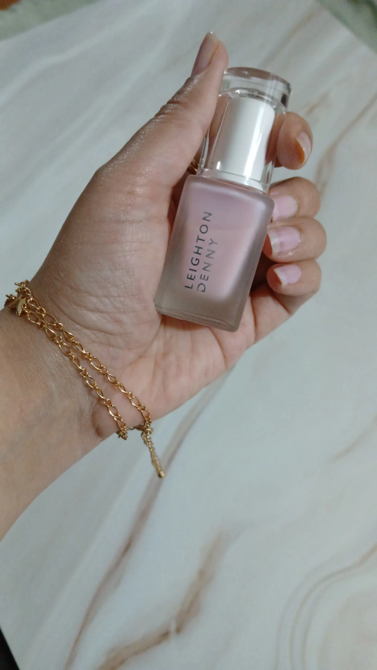 Leighton Denny Undercover - review image
