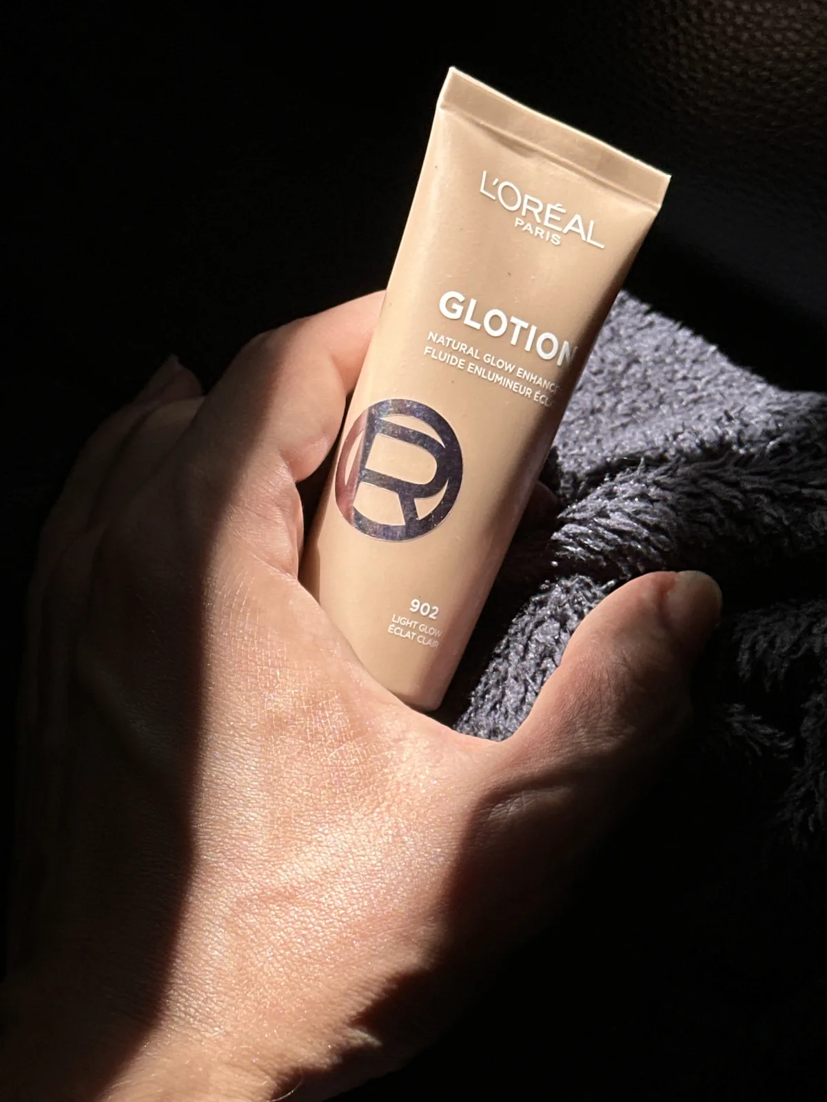 True Match Lumi Glotion Natural Glow Enhancer 904 DEEP - review image