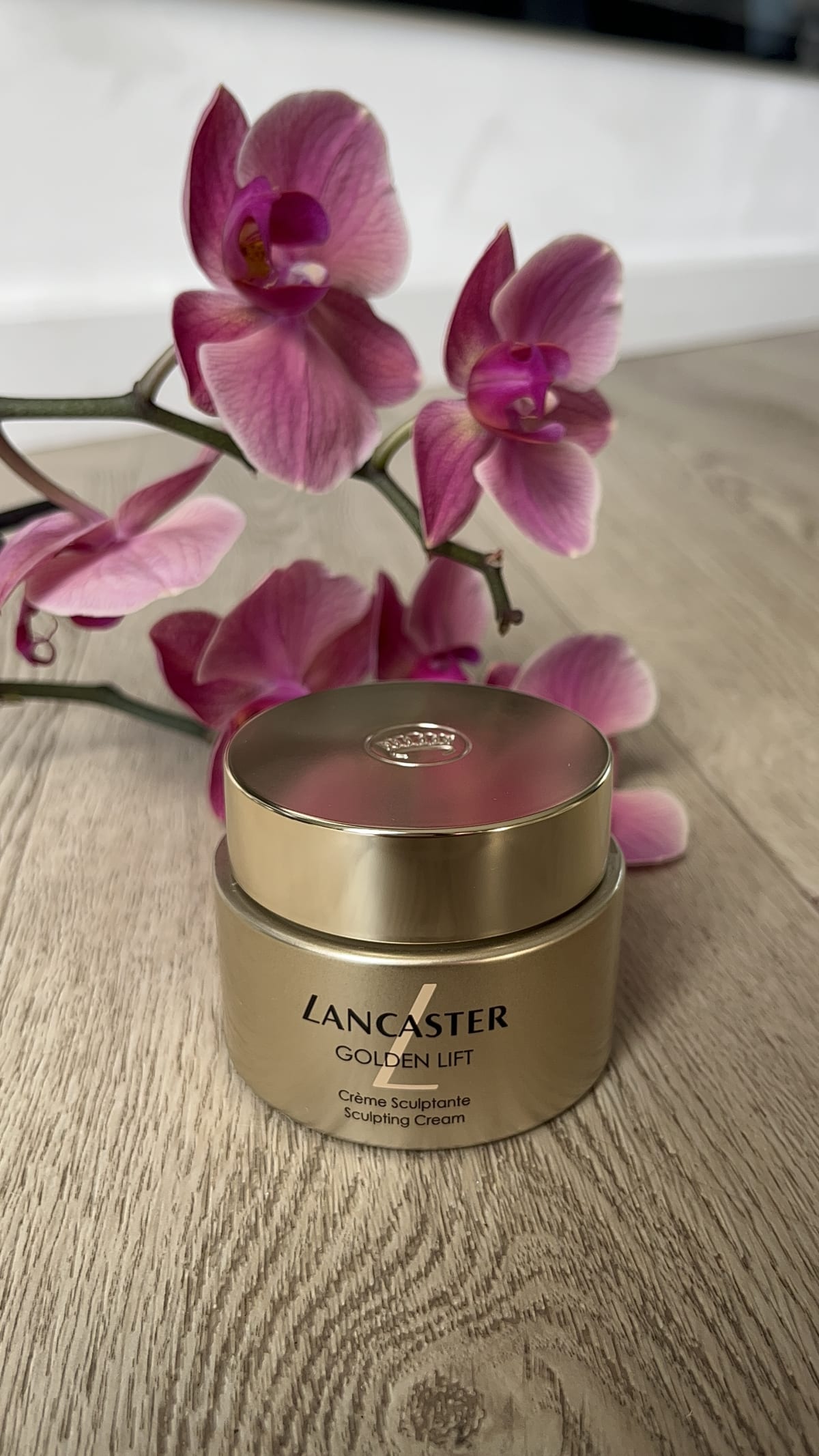 Lancaster Golden Lift Sculpting Day Cream - review image