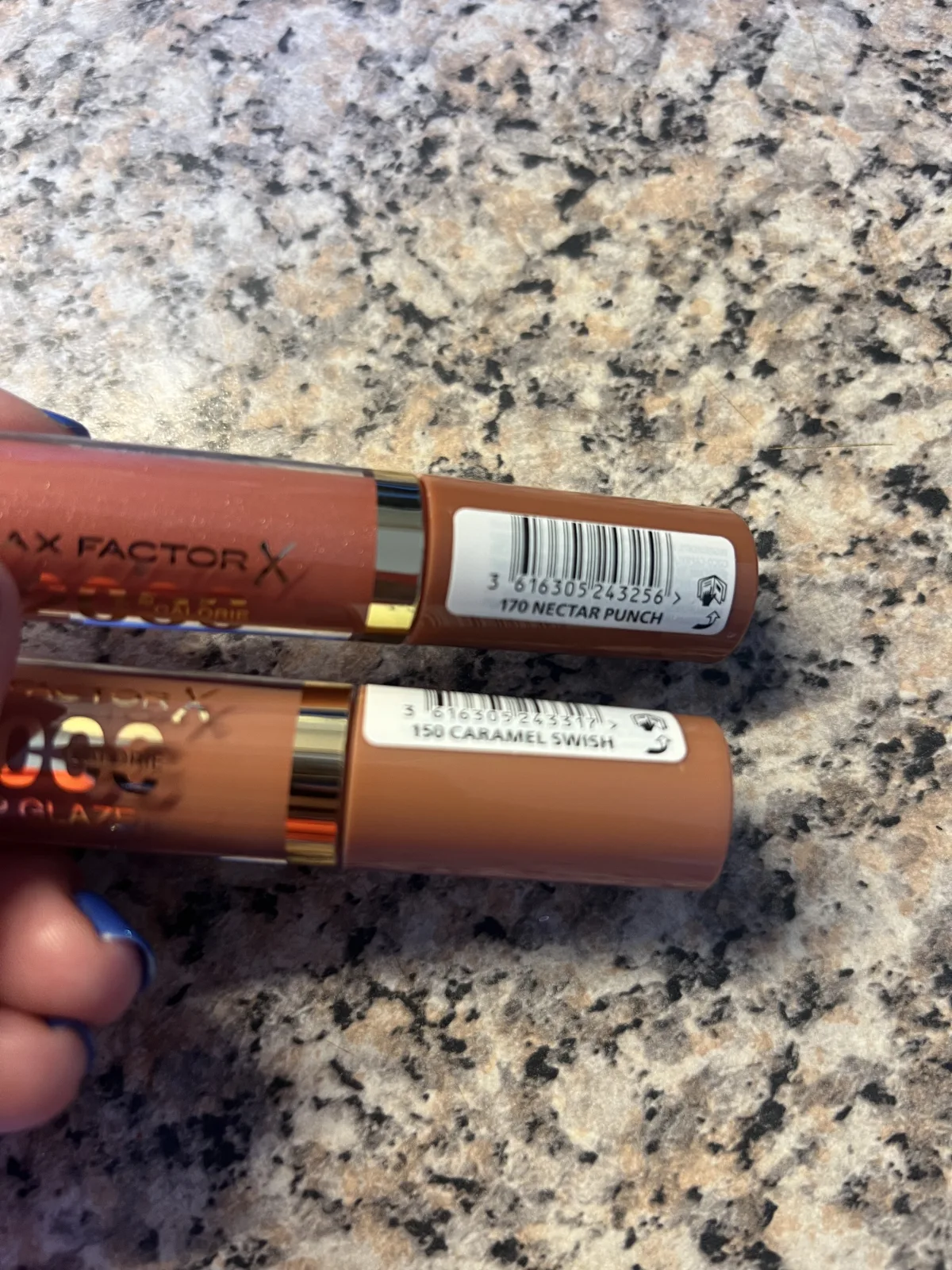 2000 CALORIE LIP GLAZE - review image