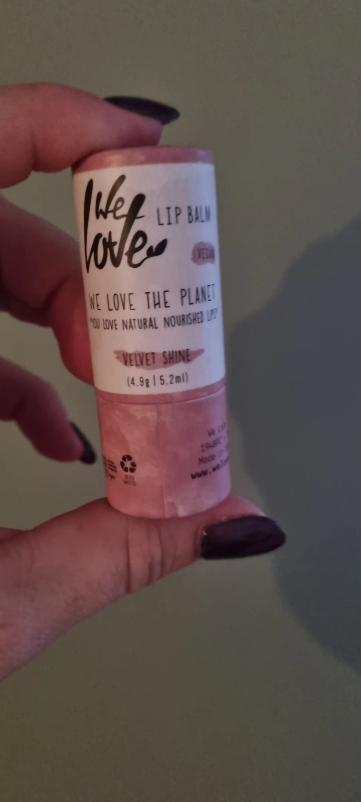 We Love The Planet - Natuurlijke Lip Balm - review image