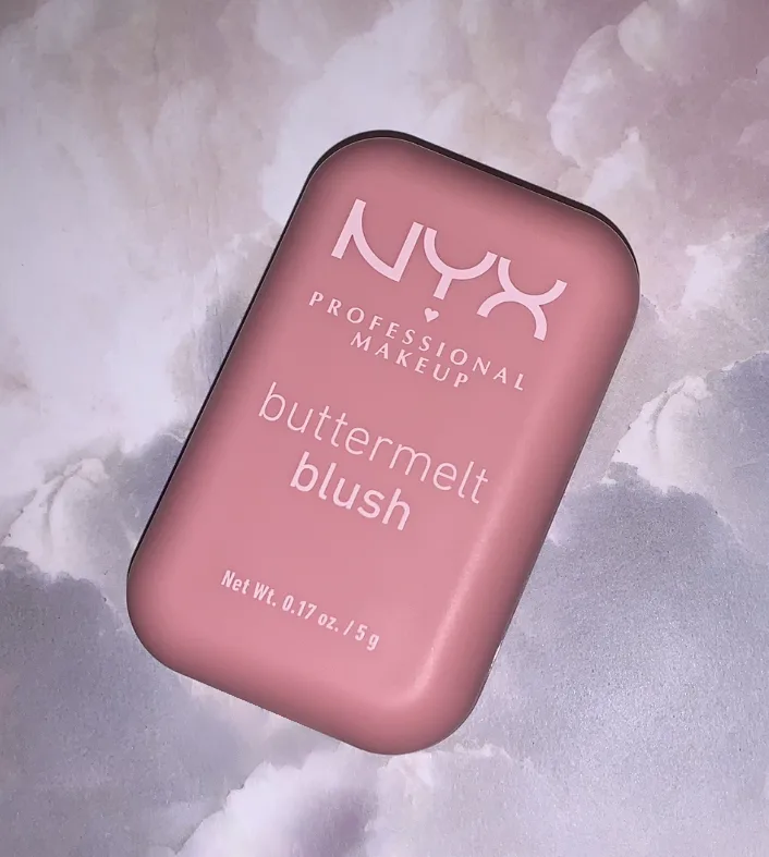 NYX Professional Makeup Buttermelt Powder Blush up to 12H Wear, Fade and Transfer Resistant (Various Shades) - Butta Than Before - before review image