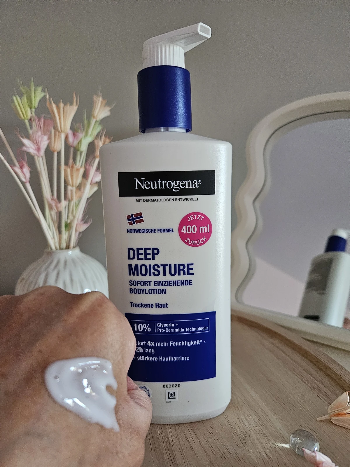 Neutrogena Bodylotion Deep Moisture Sensitive 400 ml - review image