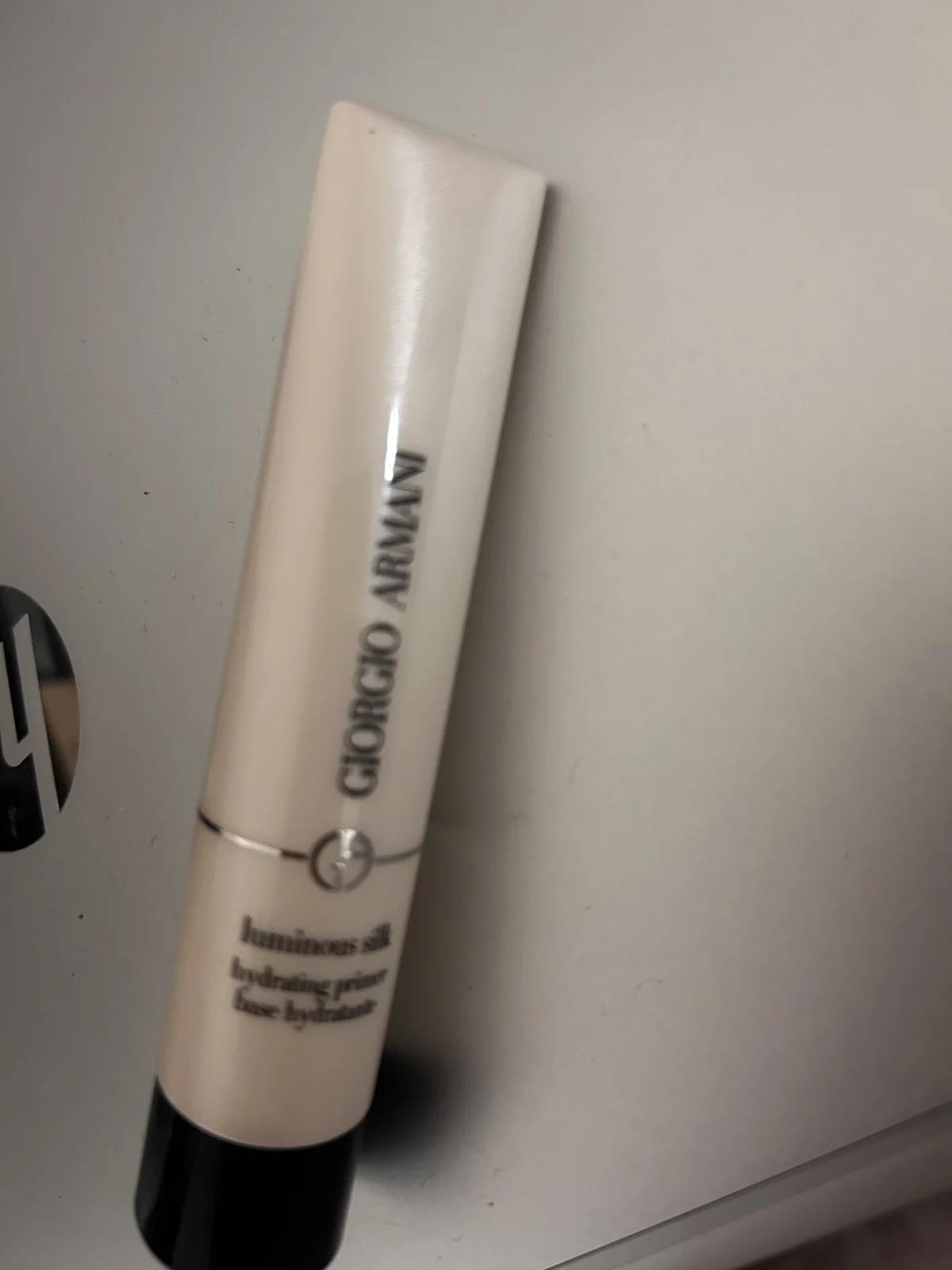 Armani Luminous Silk Hydrating Primer - review image