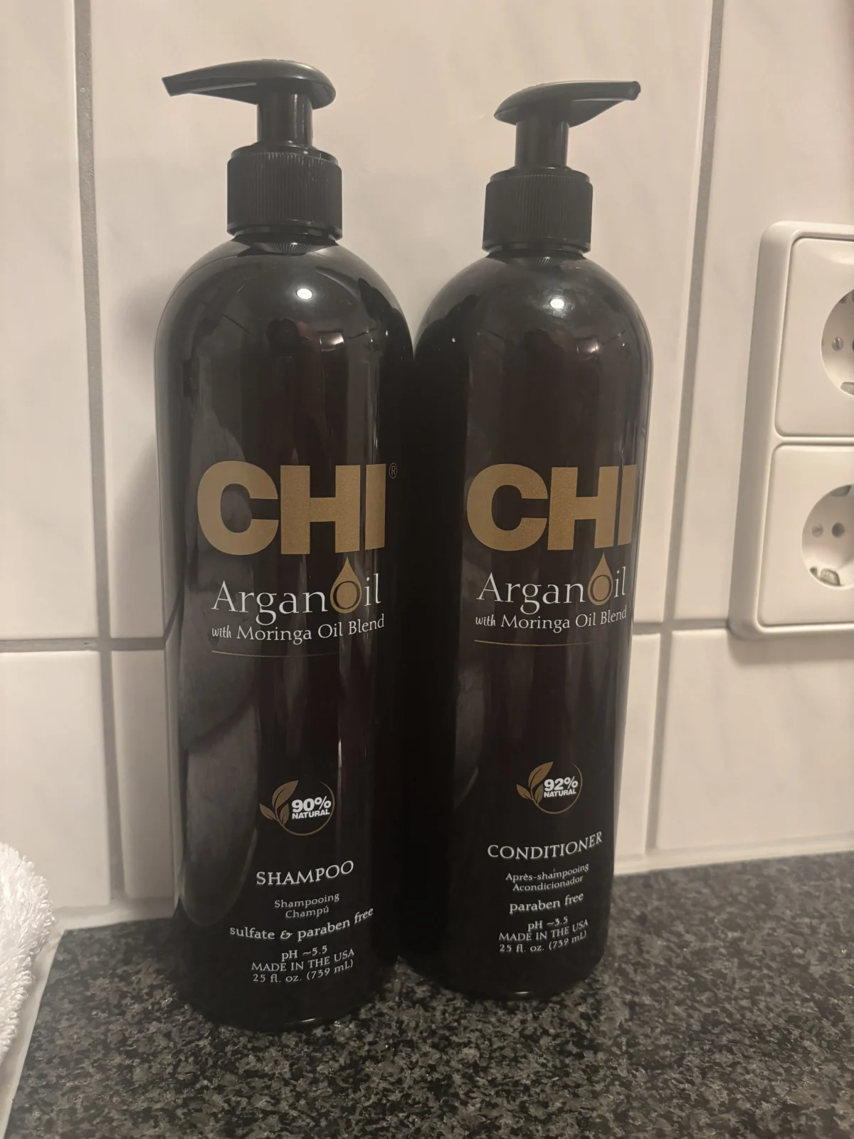 CHI Argan Oil Shampoo- met pomp - review image