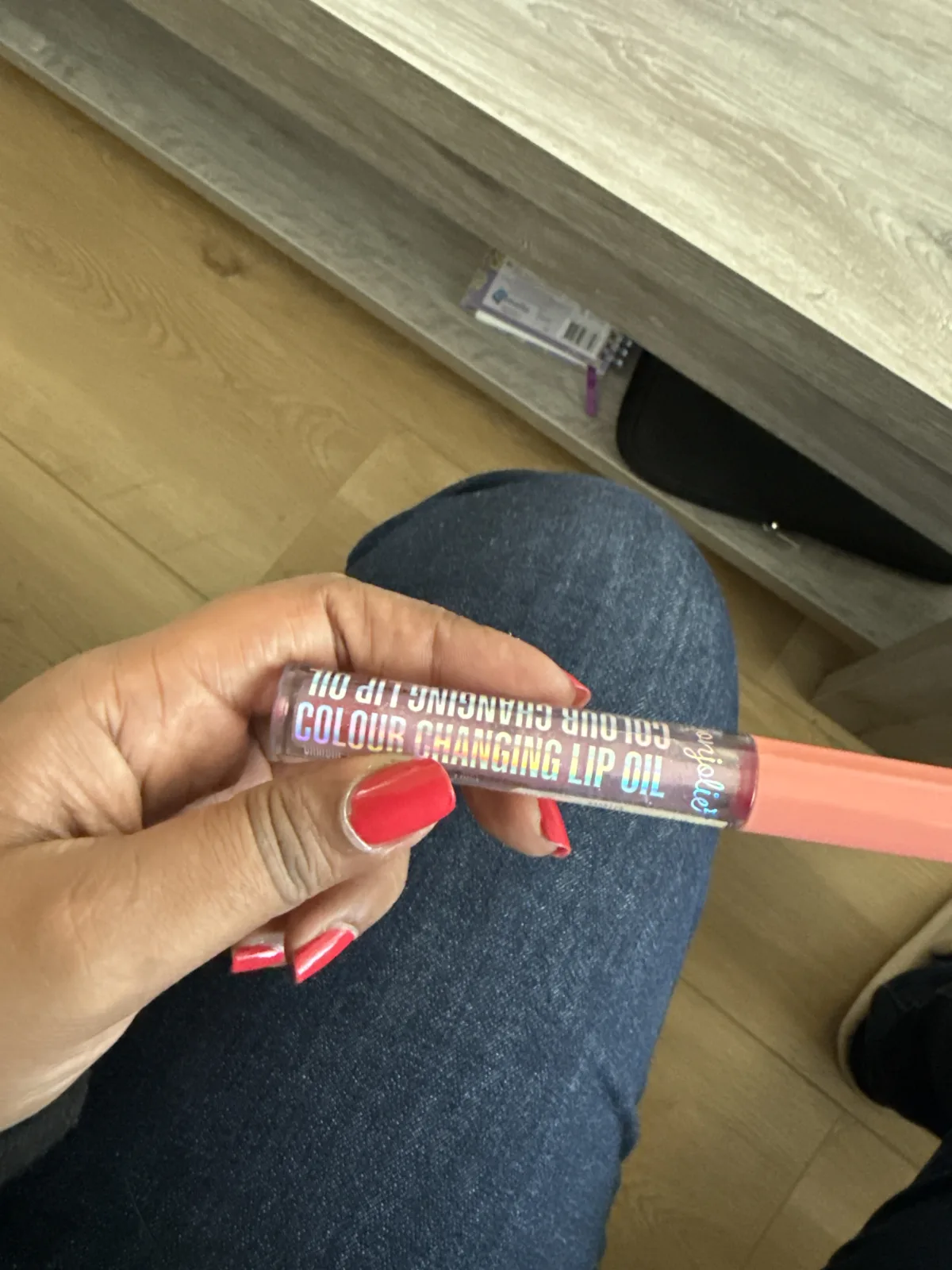 Colour Changing Lip Oil - review image