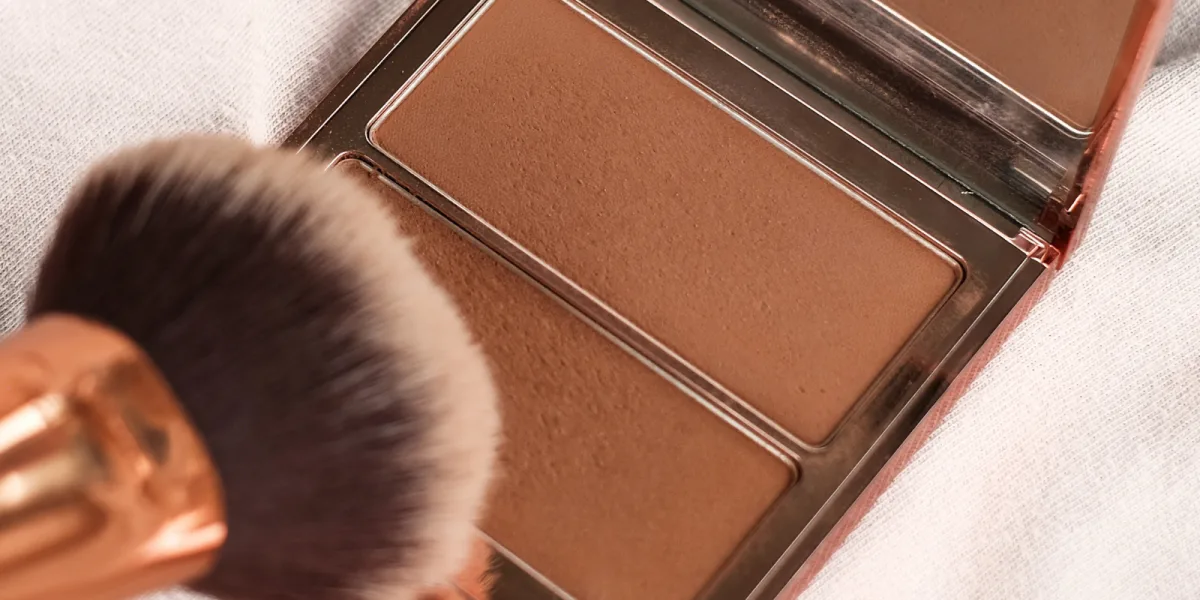 6x bronzer poeder die écht een natuurlijke glow geven volgens eerlijke reviews