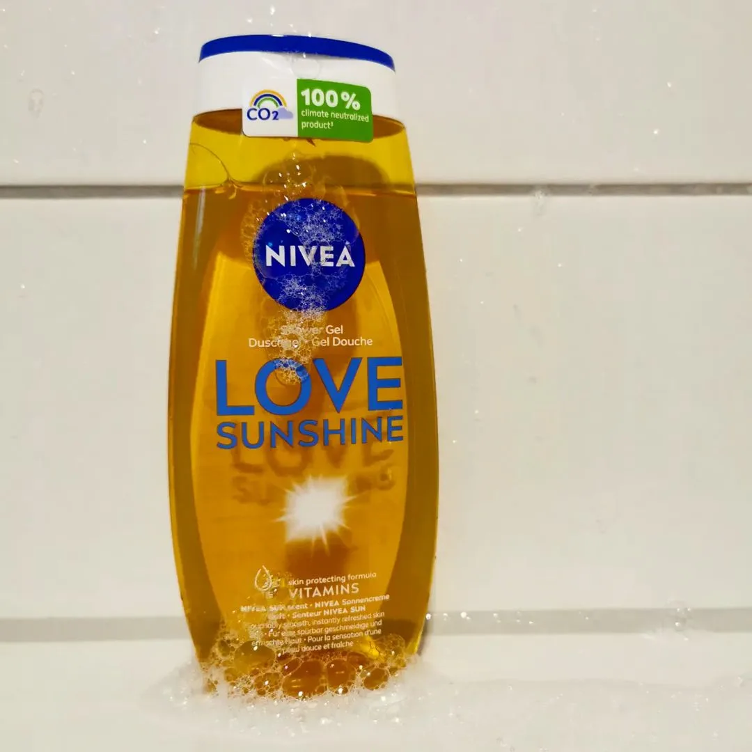 NIVEA Douchegel Love Sunshine (250 ml) - review image