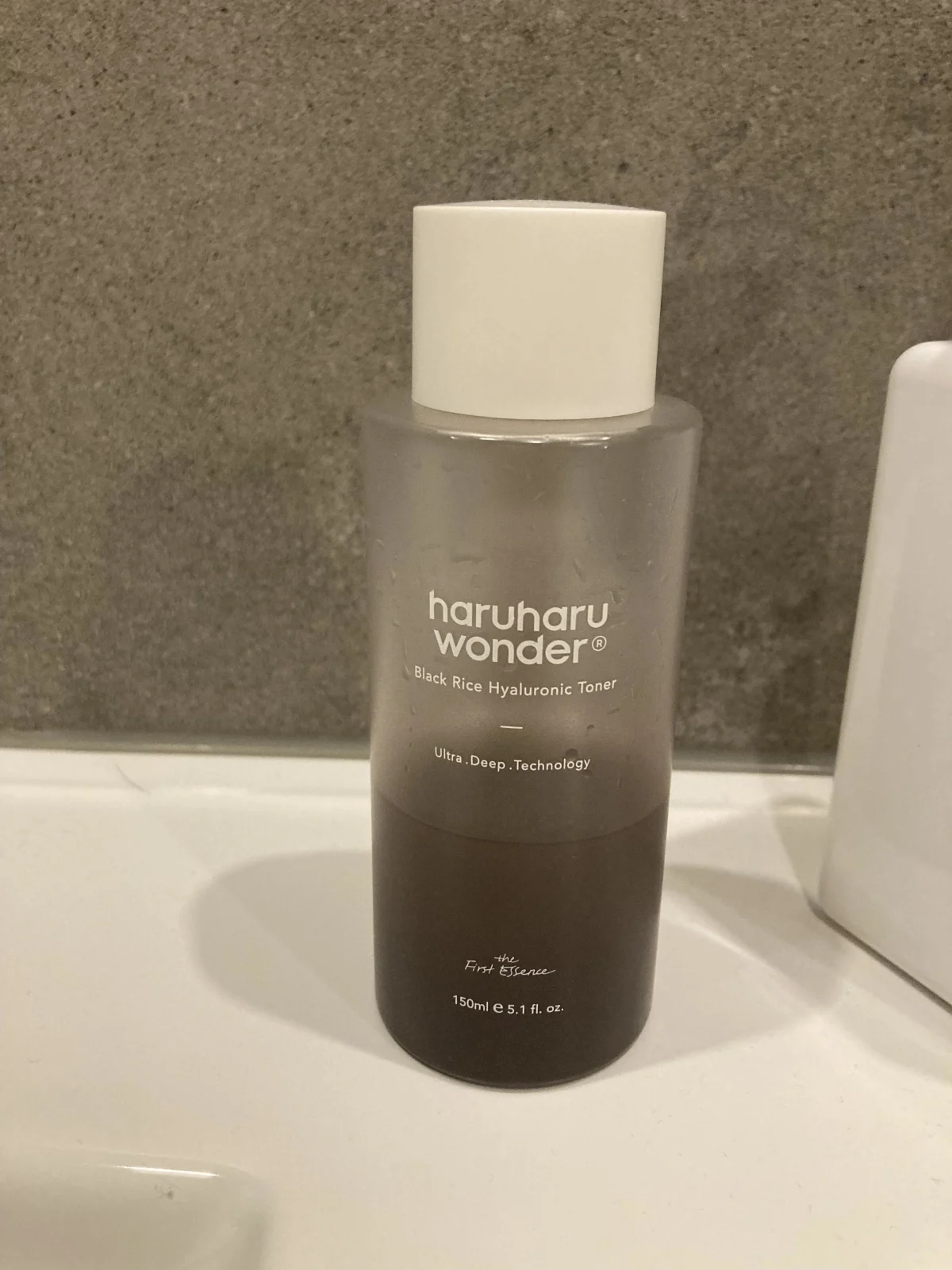 Haruharu Wonder Black Rice Hyaluronic Toner - 150 ml - review image