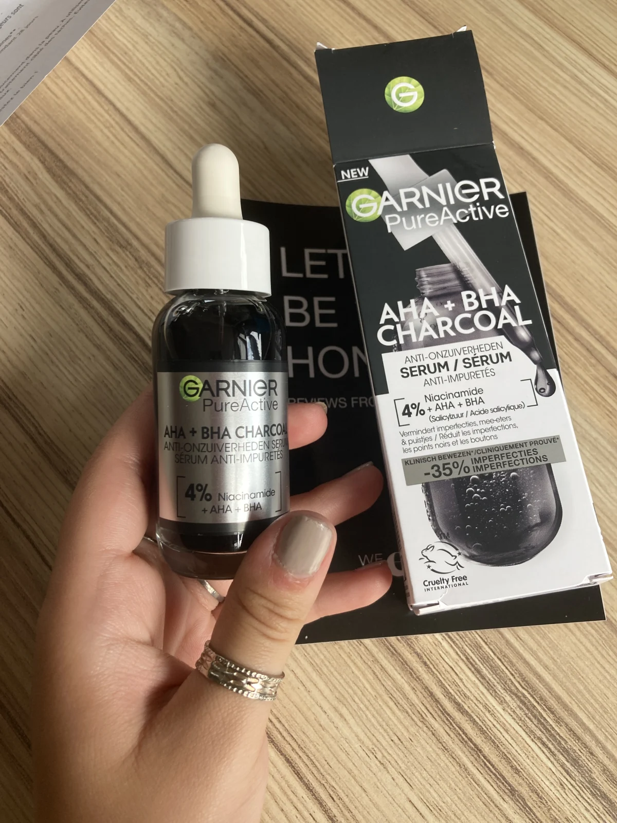 Garnier Skin Active - Sérum anti-imperfections au charbon - review image