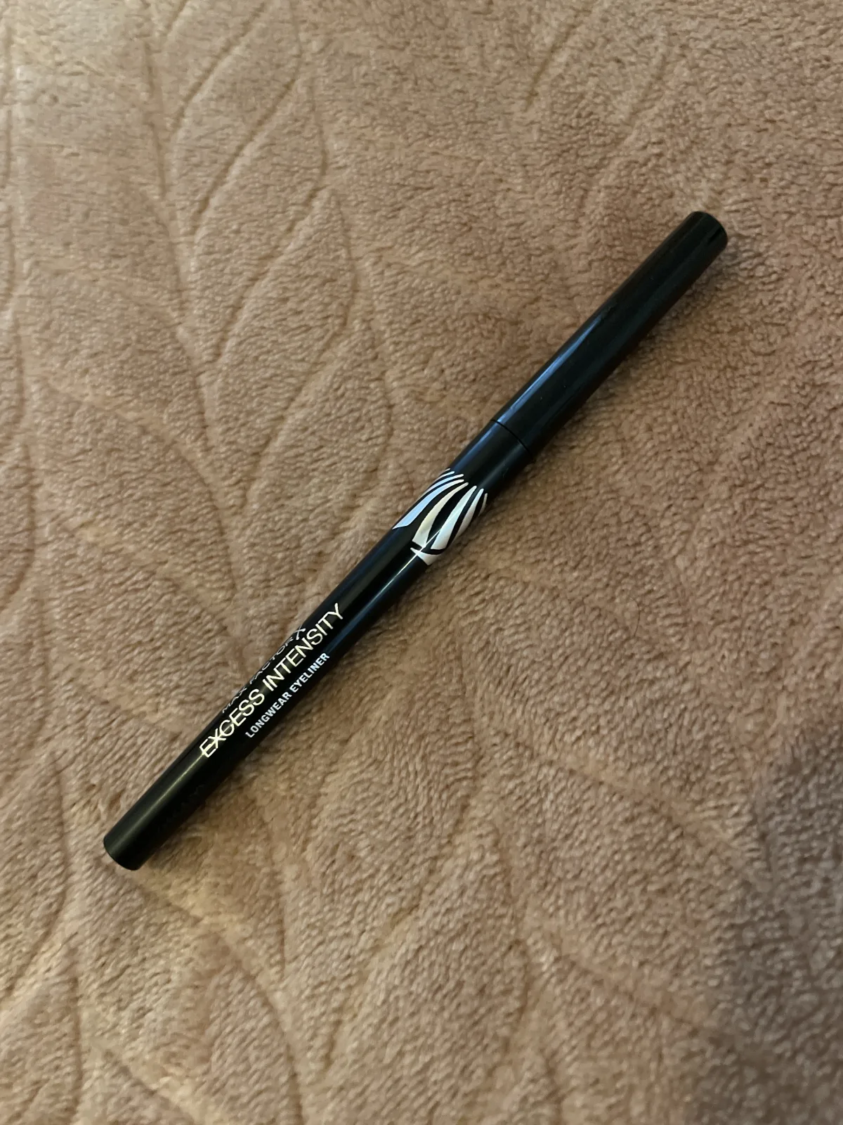 Excess Intensity Longwear Eyeliner - review image