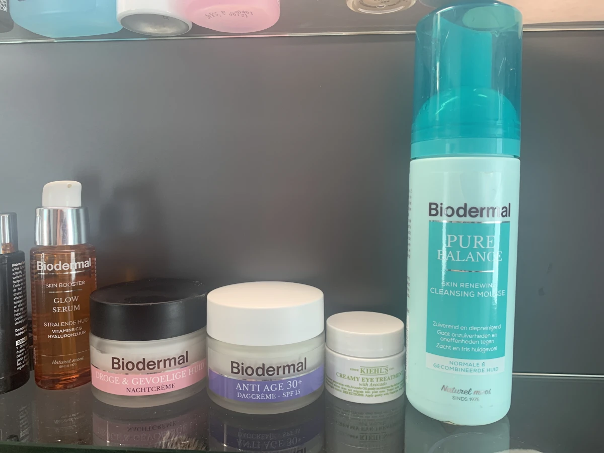 Biodermal Pure Balance Skin Renewing Cleansing Mousse -  gezichtsreiniging  - Gezichtsreinigings mousse - 150ml - review image