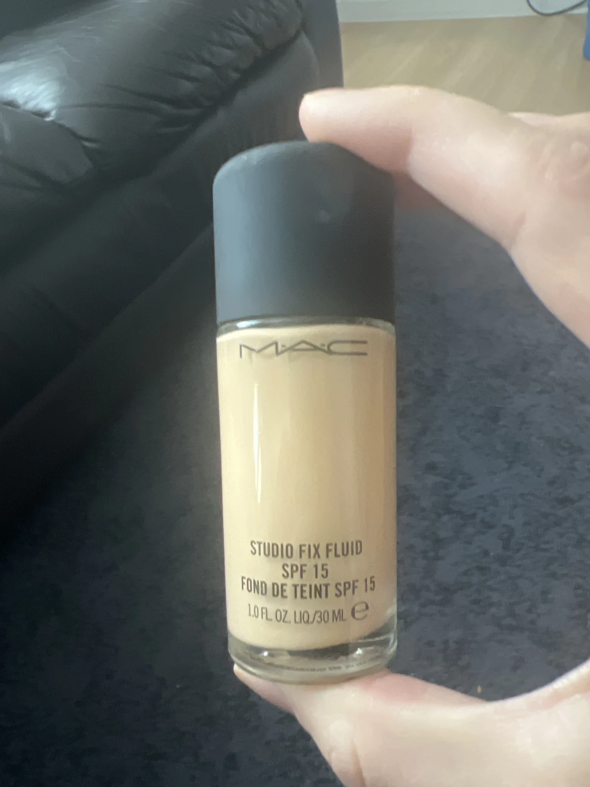 MAC Studio Fix Fluid SPF15 - before review image