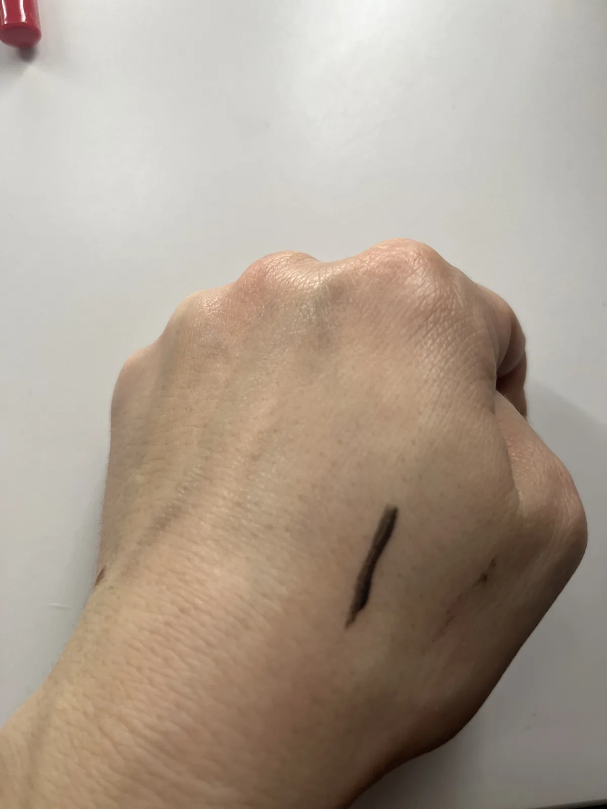 Point Made 24-Hour Liquid Eyeliner Pen - review image