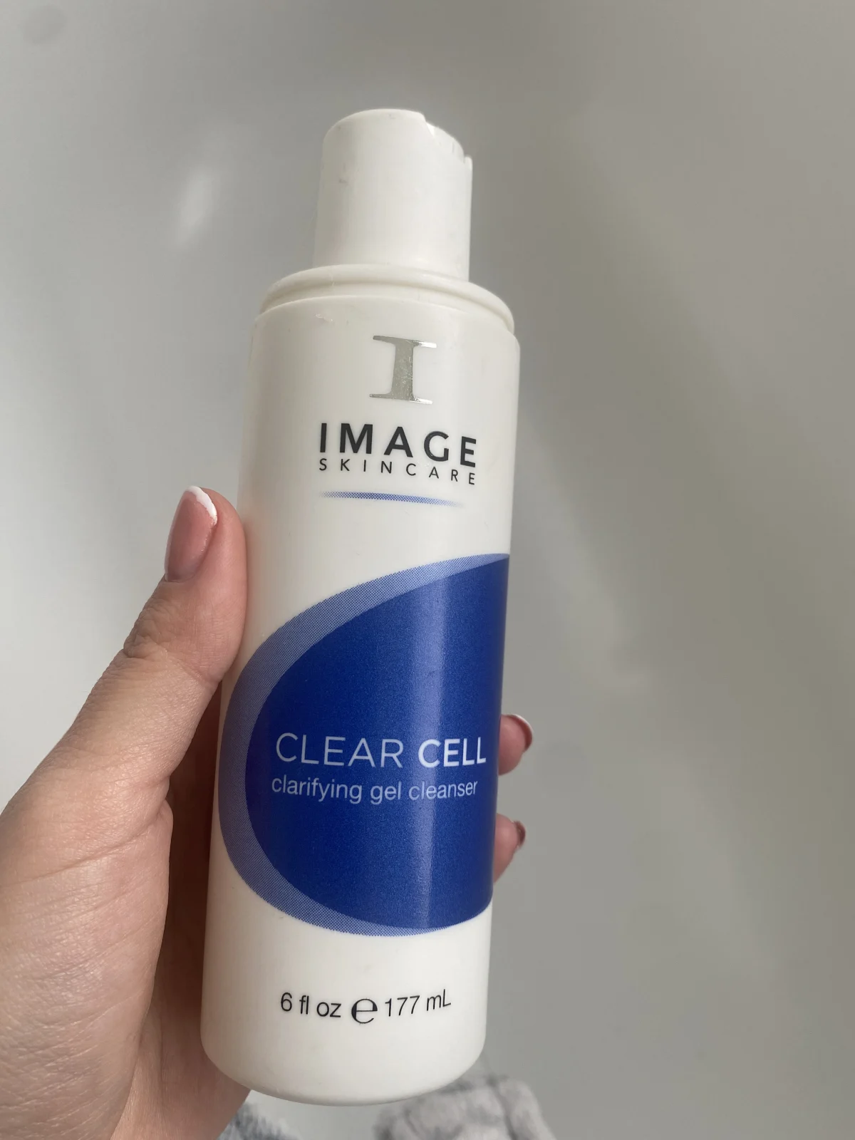 Clear cell clarifying gel cleanser - review image