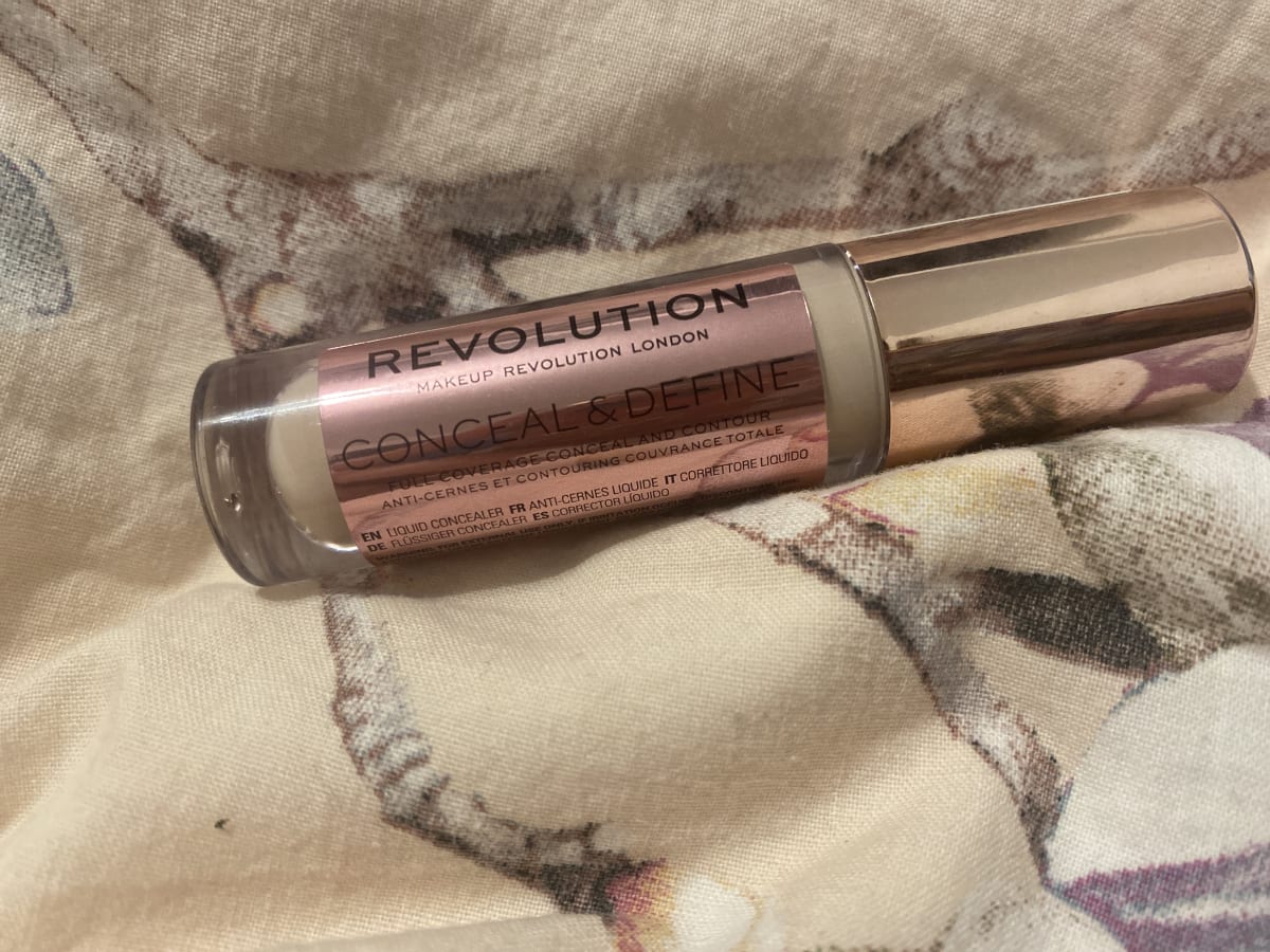 Conceal and define concealer - review image