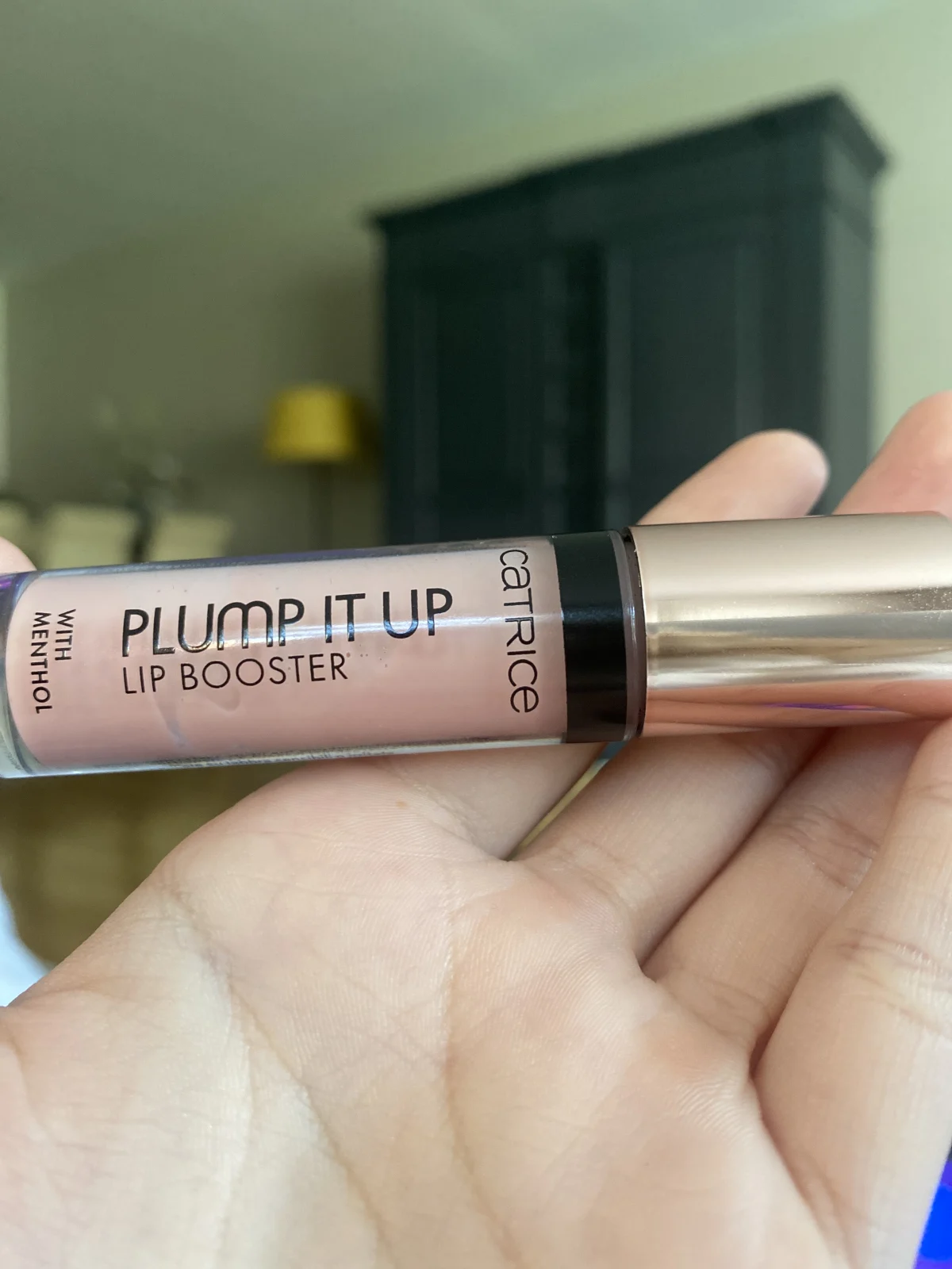 Vloeibare lippenstift Catrice Plump It Up Nº 030 Illusion of perfection 3,5 ml - review image