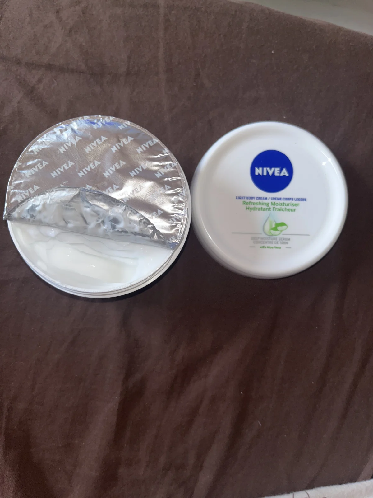 Light Body Cream Refreshing Moisturiser Hydratant Fraîcheur - review image