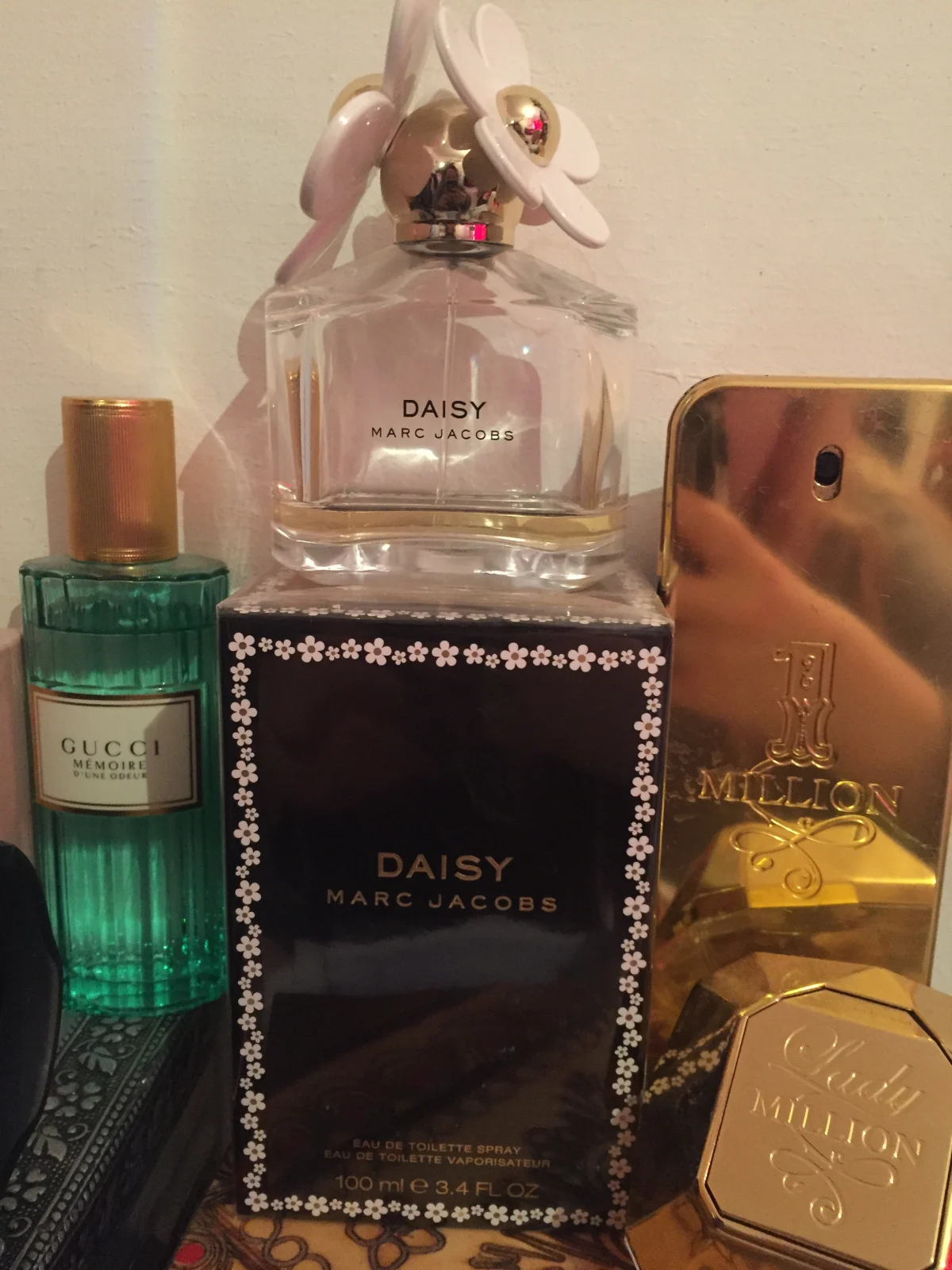 Marc Jacobs Daisy - review image