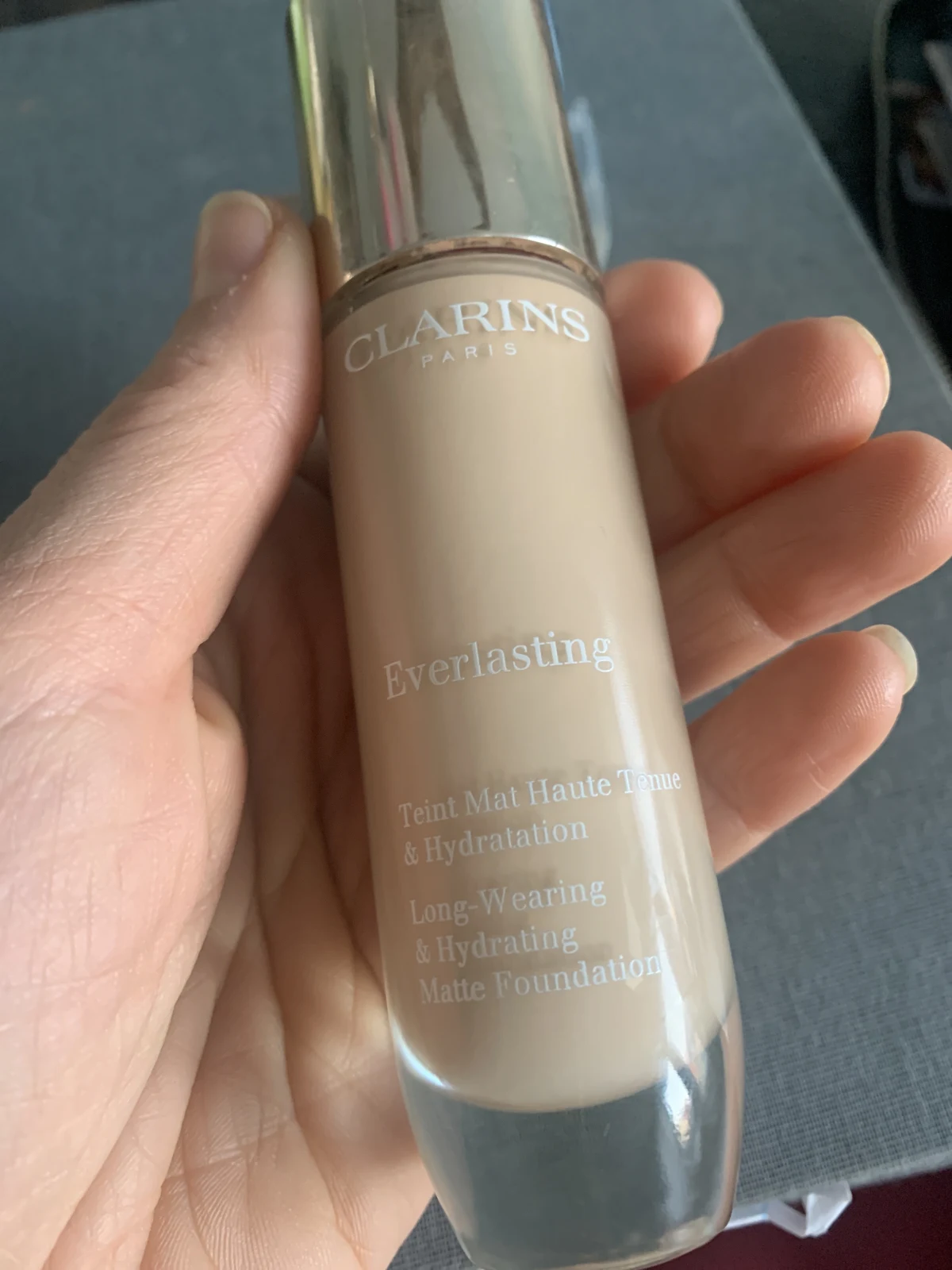 Everlasting Long-Wearing Foundation - review image