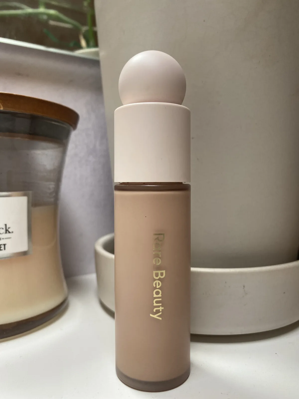 Liquid Touch Weightless Foundation no. 160C - review image