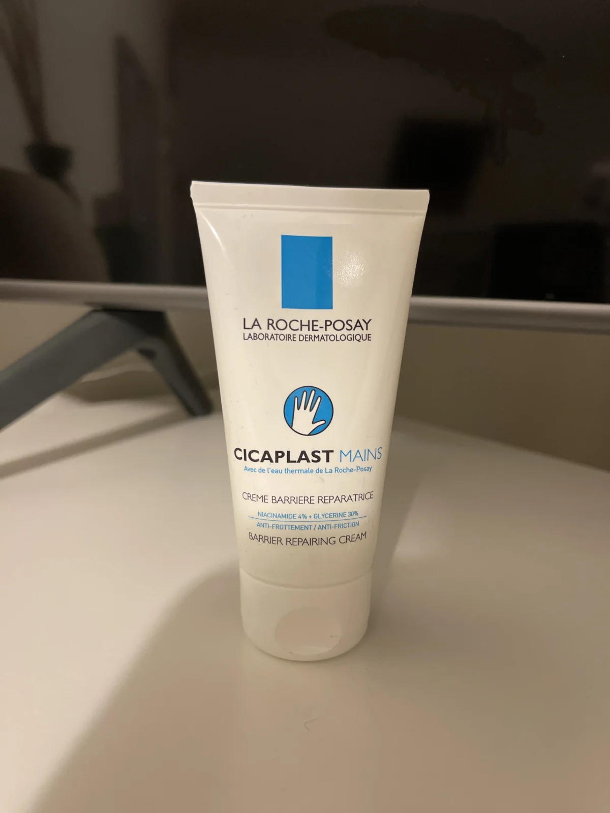 LRP Cicaplast Mains Barrier Repairing Cream - review image