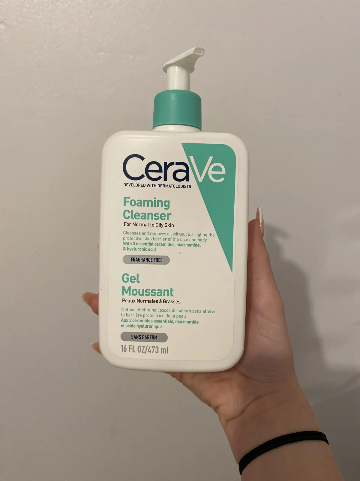 CeraVe Foaming Facial Cleanser for Normal to Oily Skin Reinigingsgel - normale tot vette huid - 355ml - review image