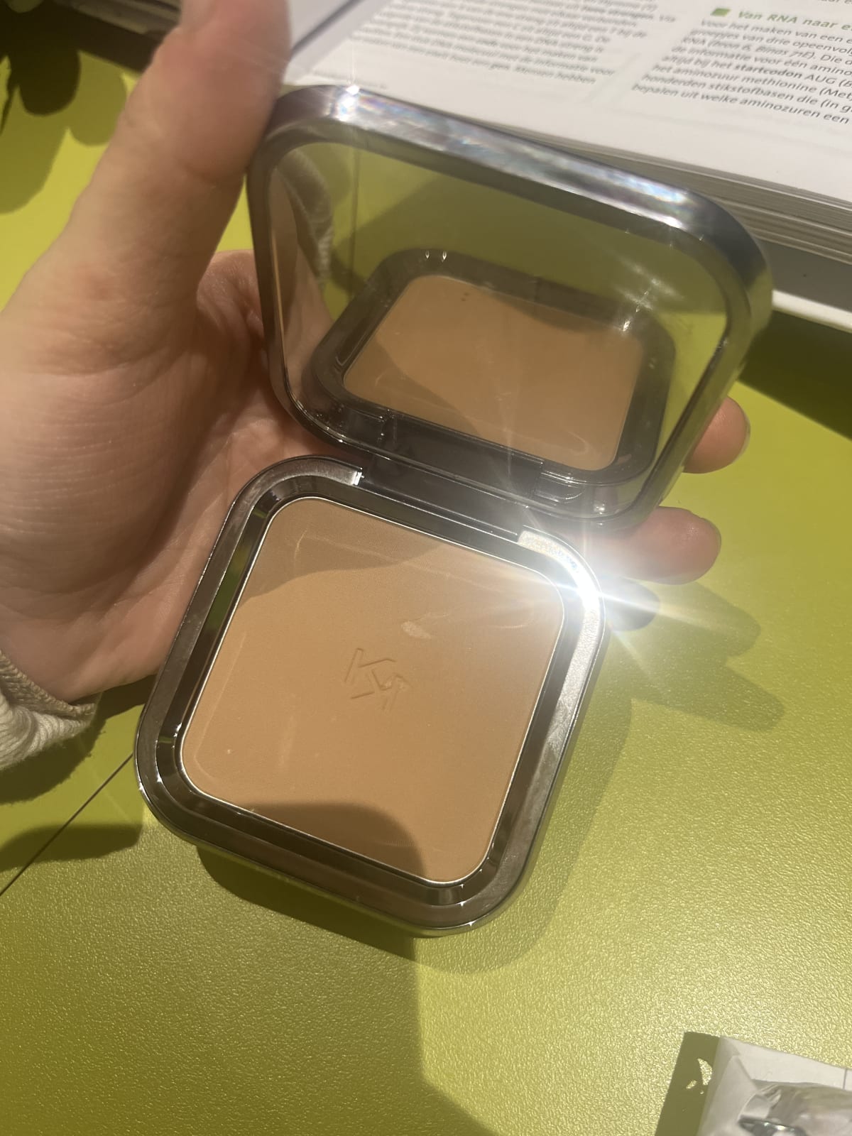 Flawless Fusion Bronzer Powder - review image