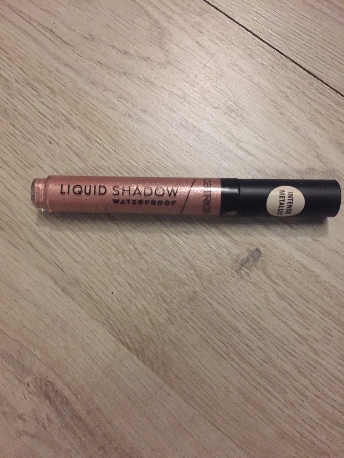 Liquid Eyeshadow Waterproof 010 Pearly - review image