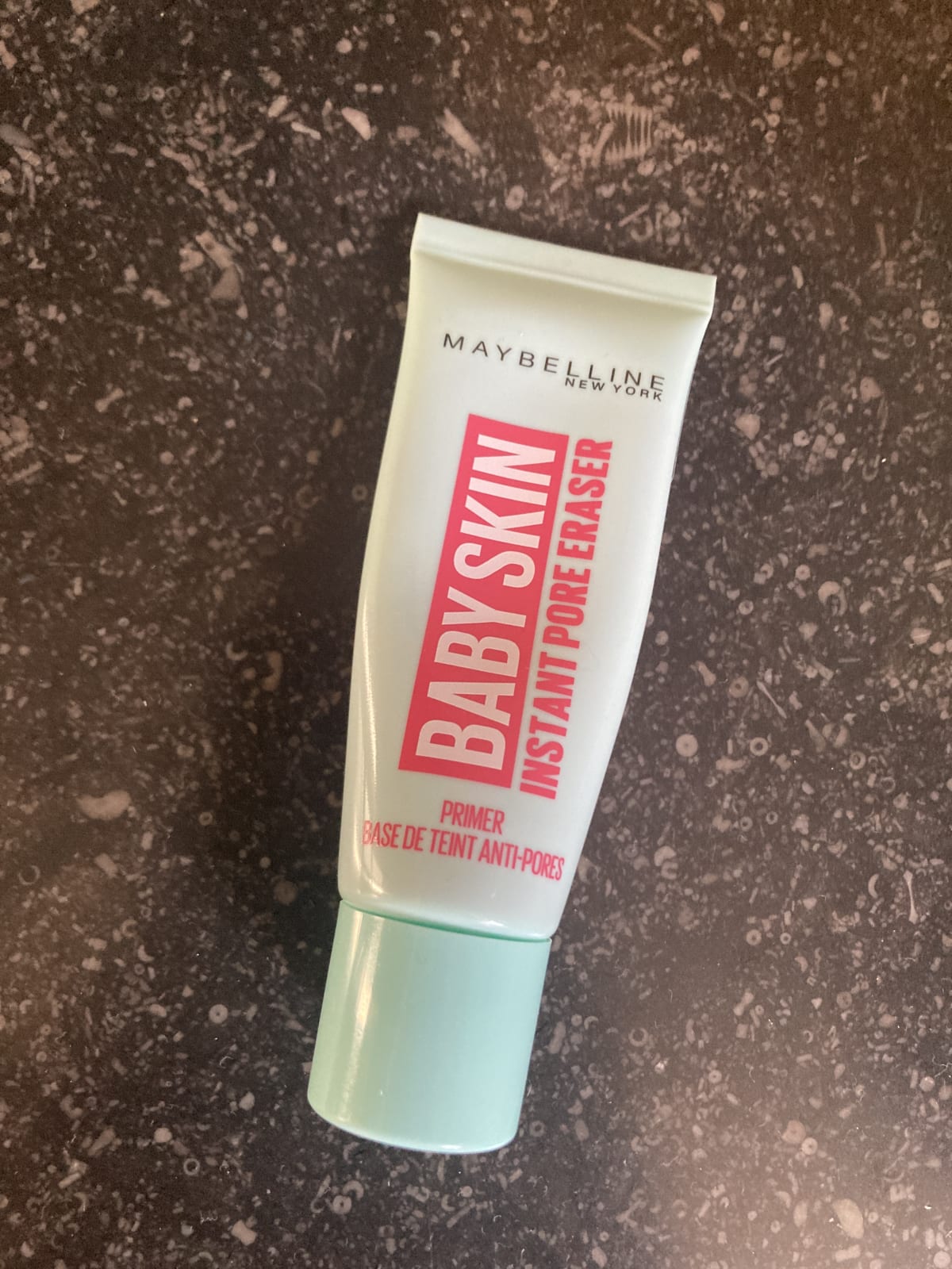 Maybelline Baby Skin Pore Eraser Primer - Transparant - review image