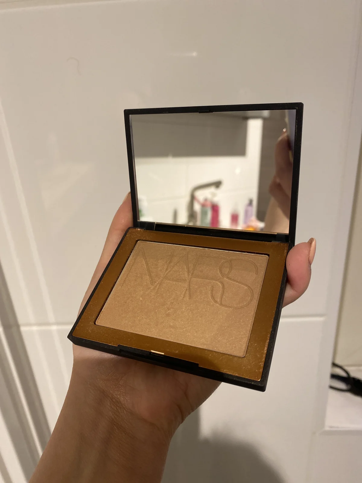 Bronzing powder - review image