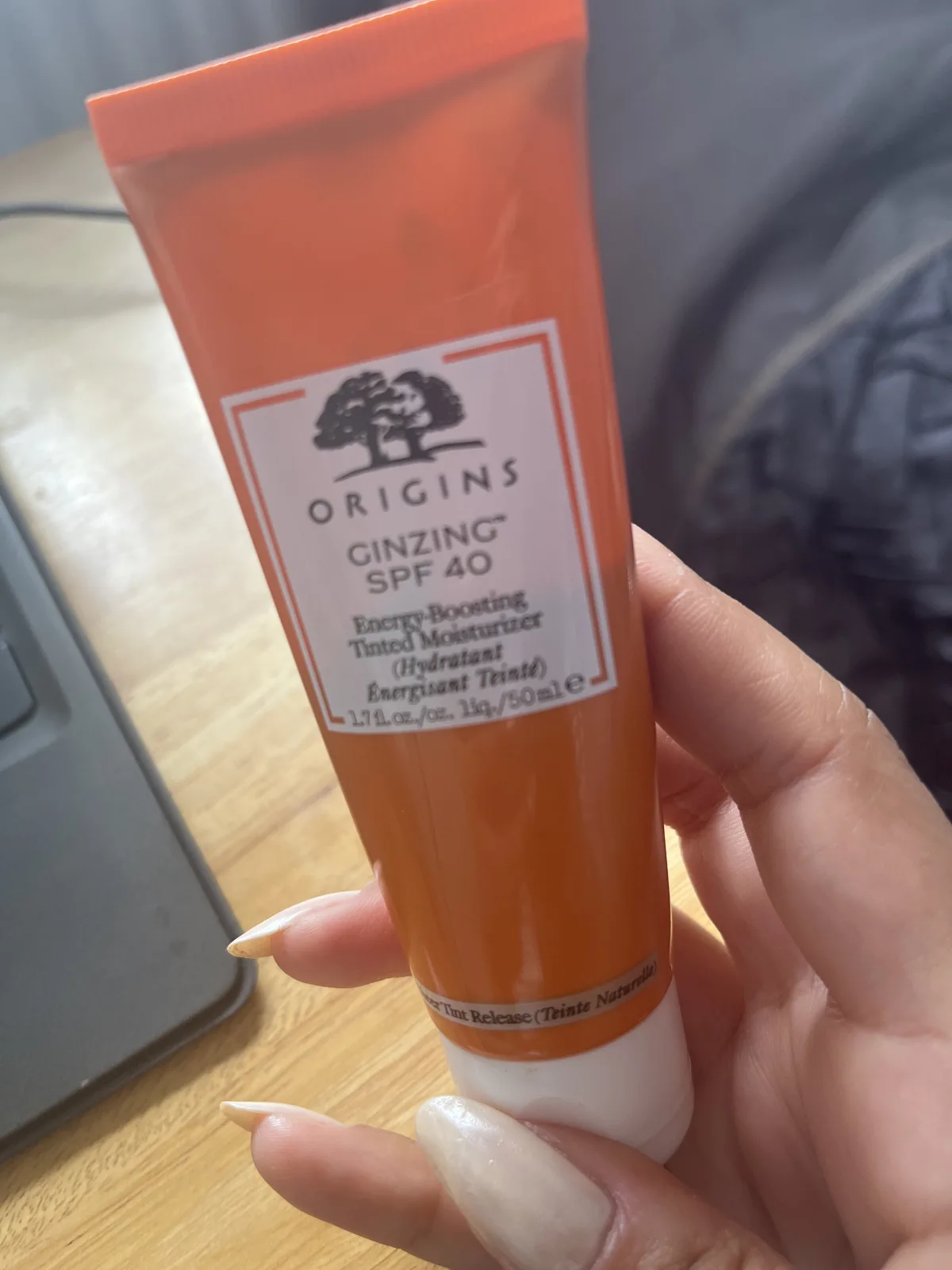 Origins Ginzing Energy-Boosting Tinted Moisturizer SPF40 - review image