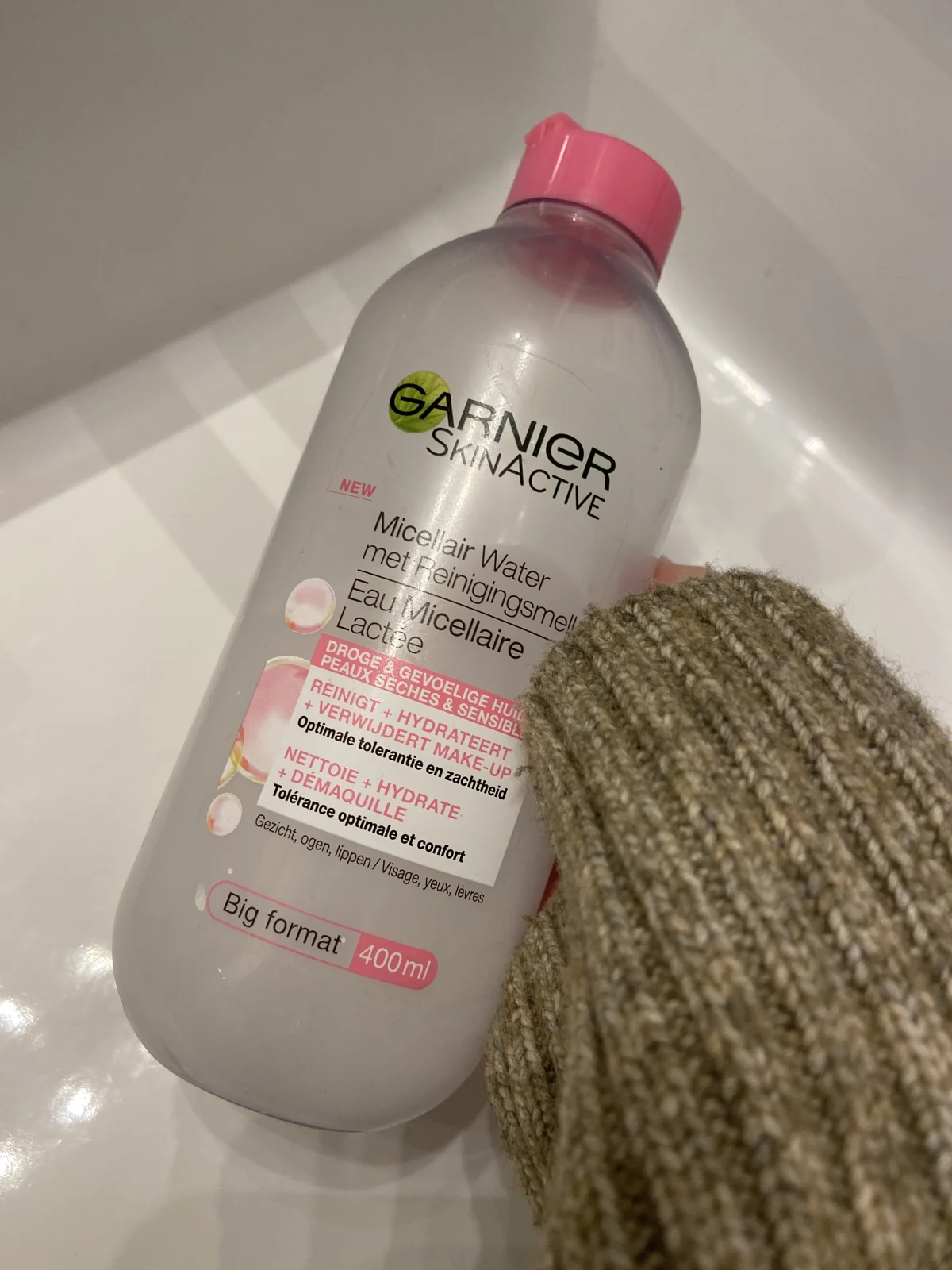 Garnier SkinActive Micellair Water met Reinigingsmelk Droge & Gevoelige huid - 3 x 400ml - Micellair Water Voordeelverpakking - review image