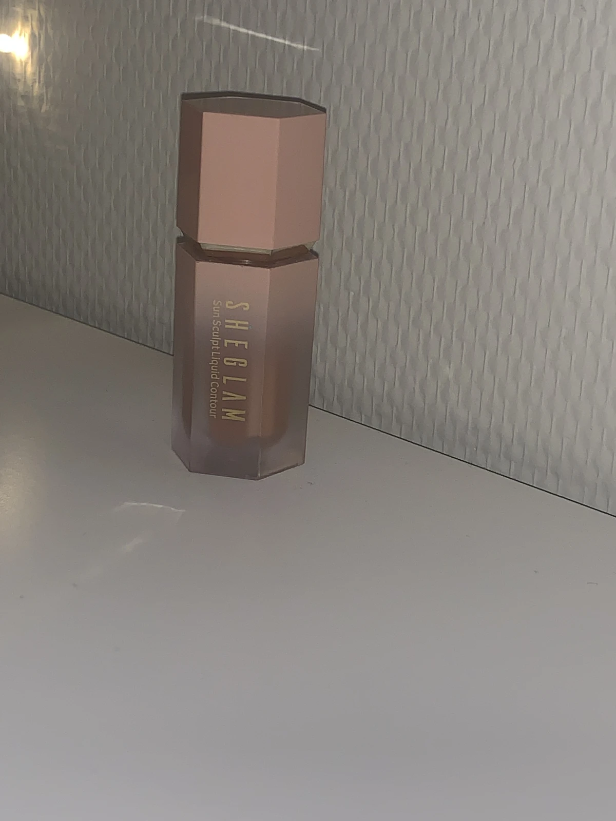 Sun Sculpt Liquid Contour - Golden Sun - review image