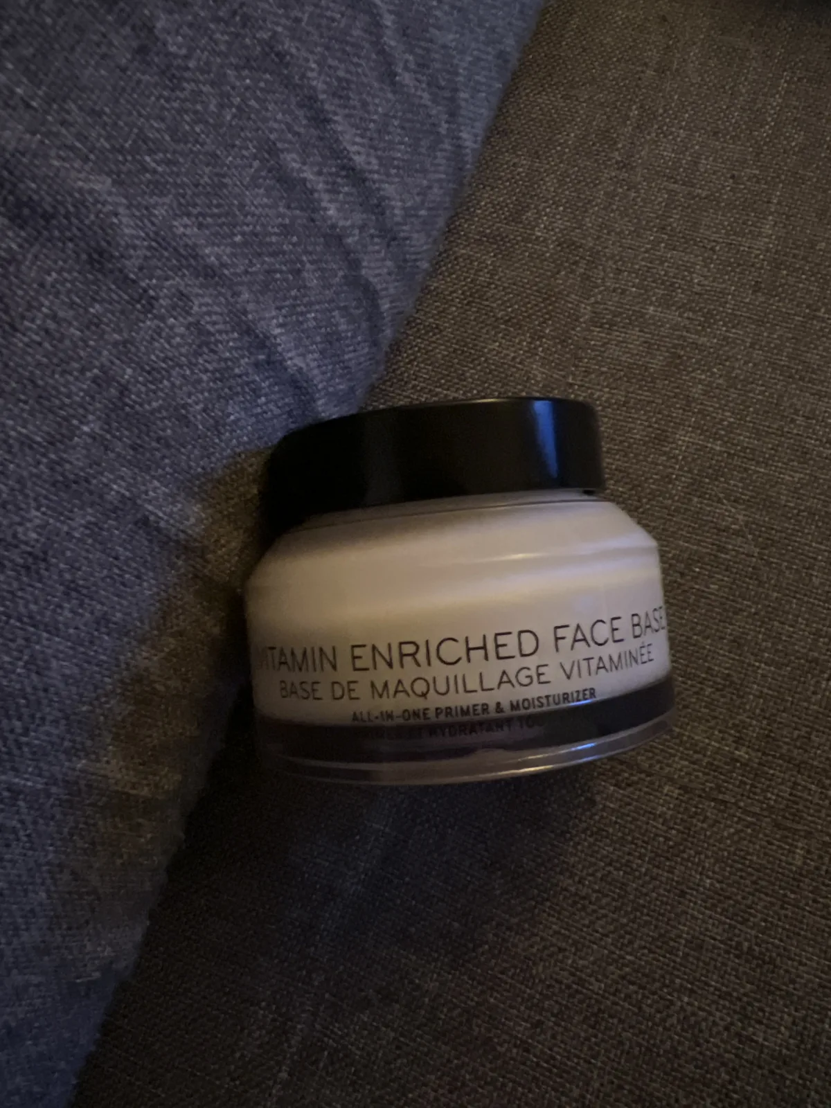 Bobbi Brown Vitaming Enriched Face Base - review image